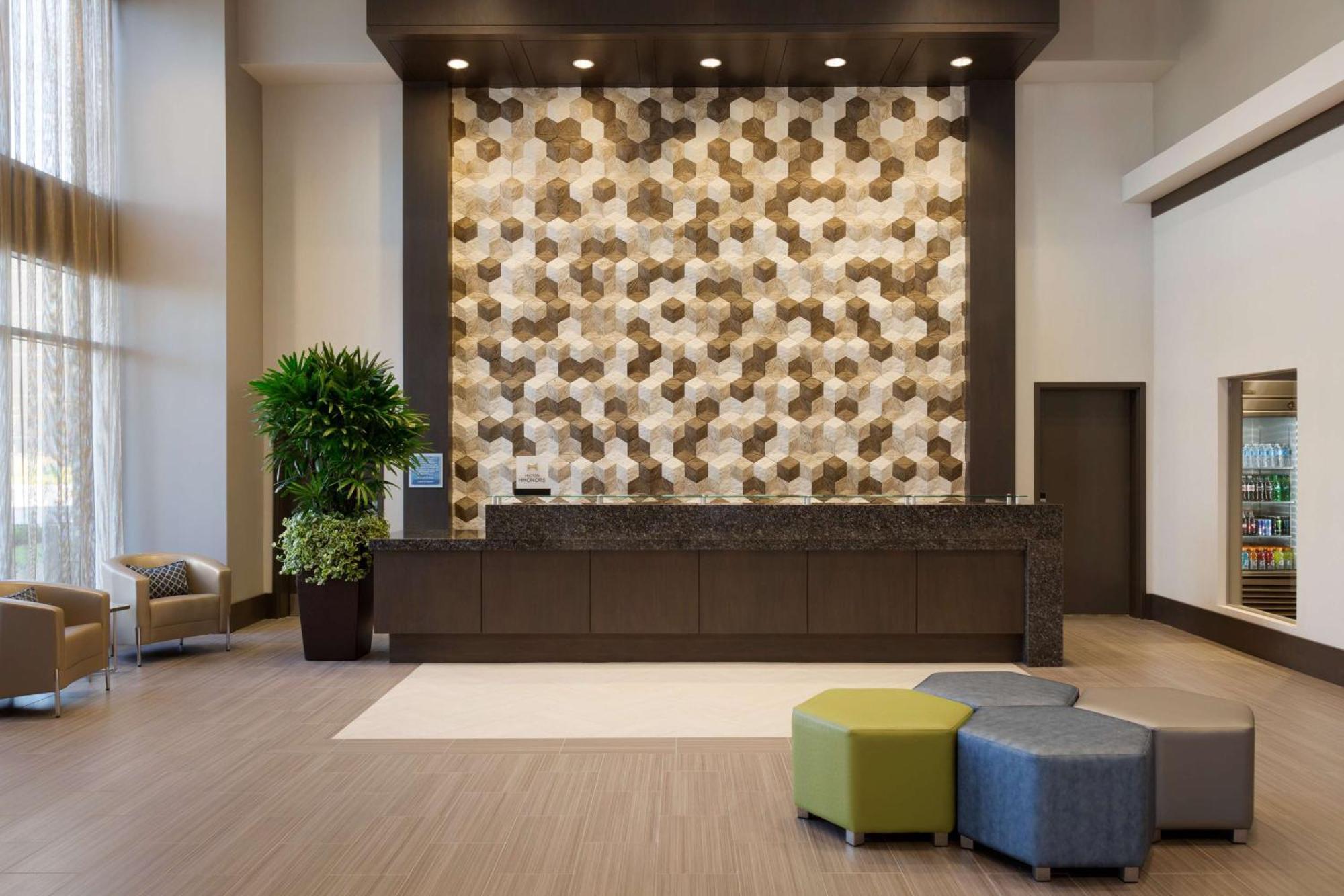 Embassy Suites By Hilton The Woodlands Exterior foto